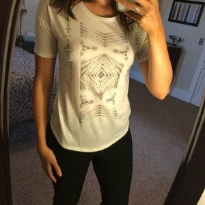 [Freshwear] Tribal Print Graphic Tee